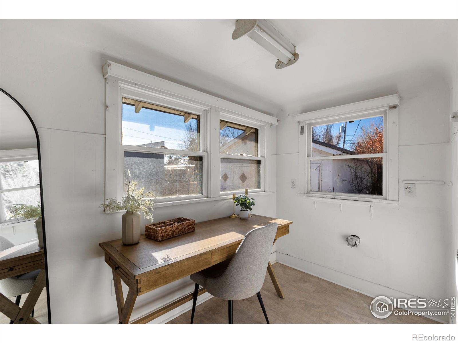 1443 Washington Avenue, Loveland, CO 80538, 3 Bedrooms Bedrooms, ,2 BathroomsBathrooms,Residential,For Sale,Washington,RECIR1022992