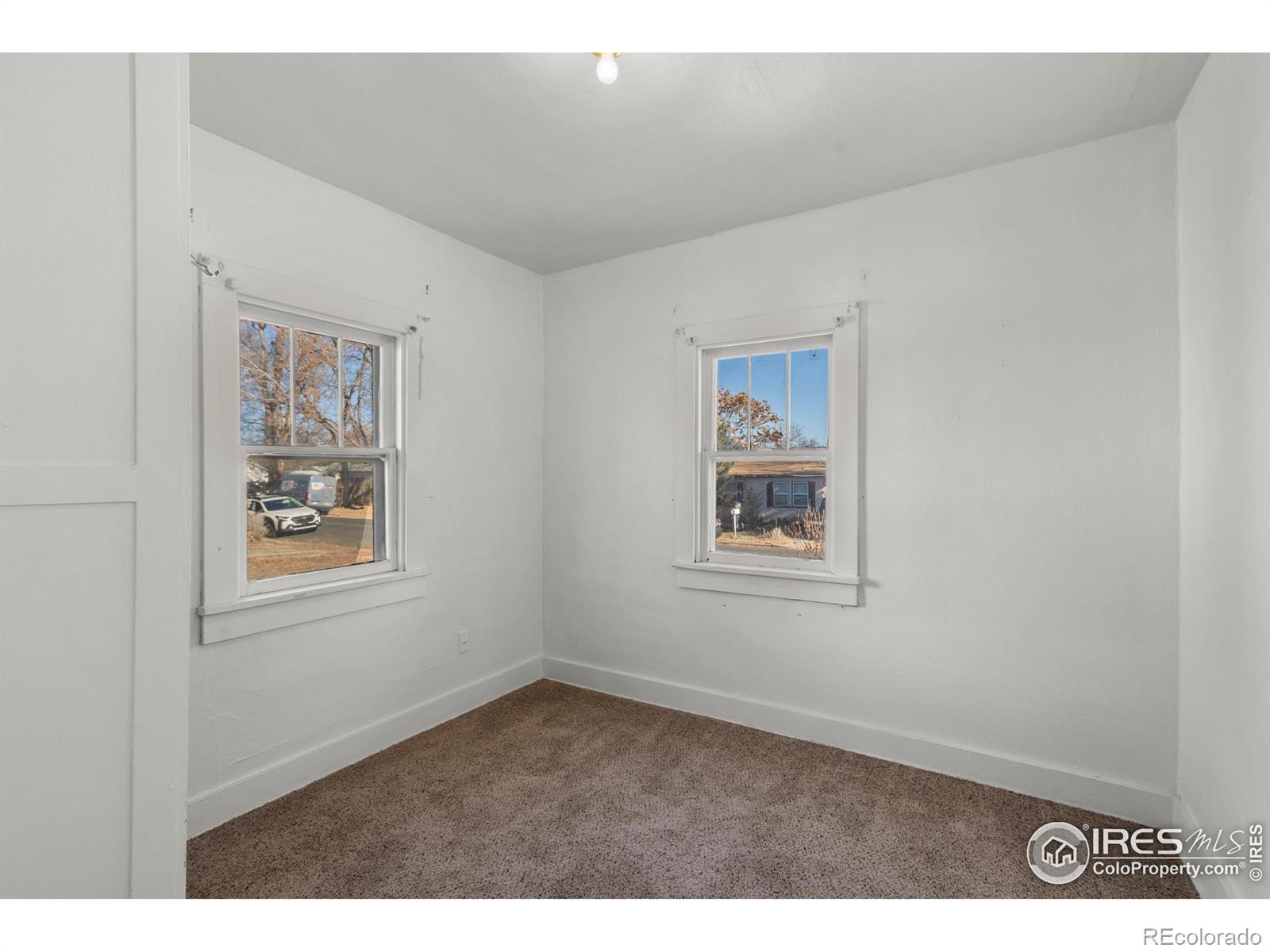 1443 Washington Avenue, Loveland, CO 80538, 3 Bedrooms Bedrooms, ,2 BathroomsBathrooms,Residential,For Sale,Washington,RECIR1022992