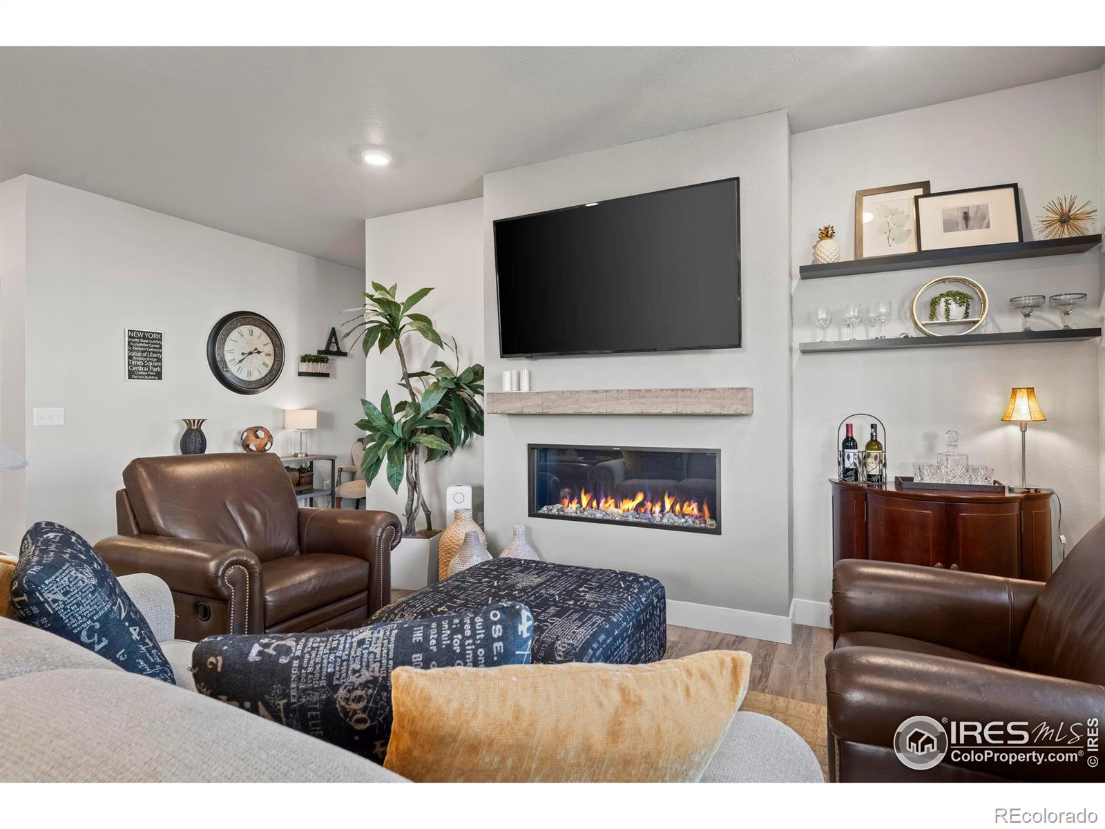 6228 Bauer Drive, Frederick, CO 80504, 3 Bedrooms Bedrooms, ,2 BathroomsBathrooms,Residential,For Sale,Bauer,RECIR1023013