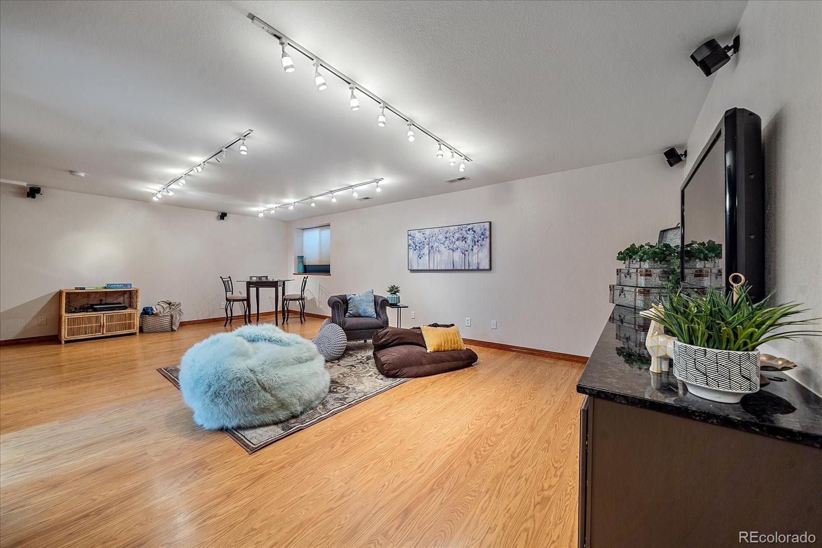 107 Fairfield Lane, Louisville, CO 80027, 4 Bedrooms Bedrooms, ,4 BathroomsBathrooms,Residential,For Sale,Fairfield,REC2412050