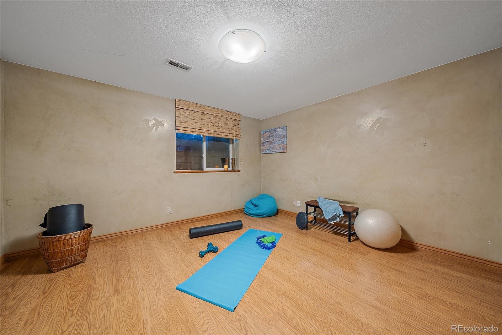 107 Fairfield Lane, Louisville, CO 80027, 4 Bedrooms Bedrooms, ,4 BathroomsBathrooms,Residential,For Sale,Fairfield,REC2412050