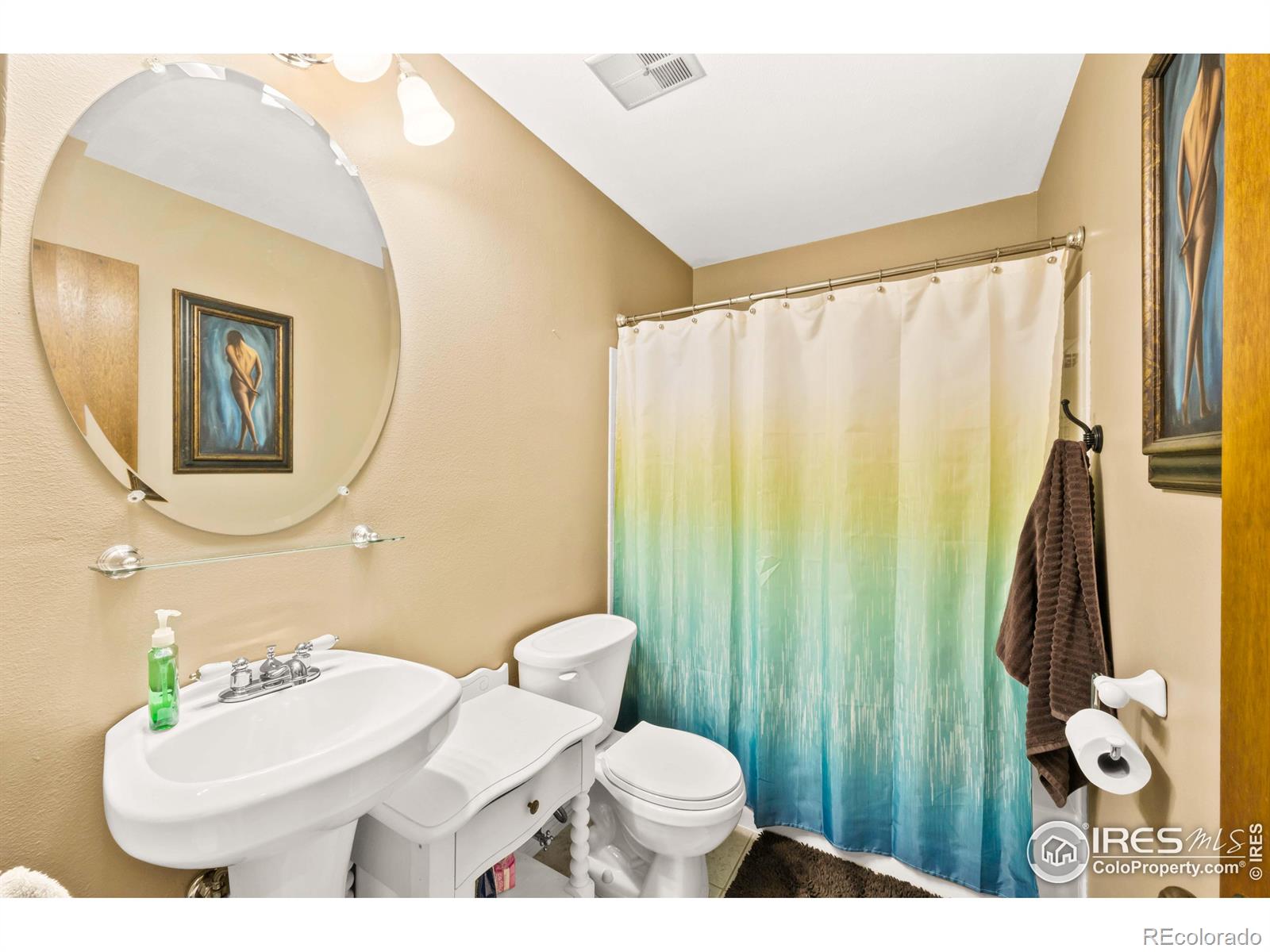 803 Buchanan Lane, Longmont, CO 80504, 3 Bedrooms Bedrooms, ,3 BathroomsBathrooms,Residential,For Sale,Buchanan,RECIR1022984