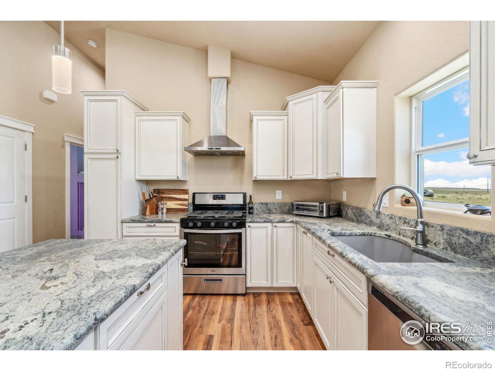 19672 Rawhide Flats Road, Wellington, CO 80549, 5 Bedrooms Bedrooms, ,3 BathroomsBathrooms,Residential,For Sale,Rawhide Flats,RECIR1022974