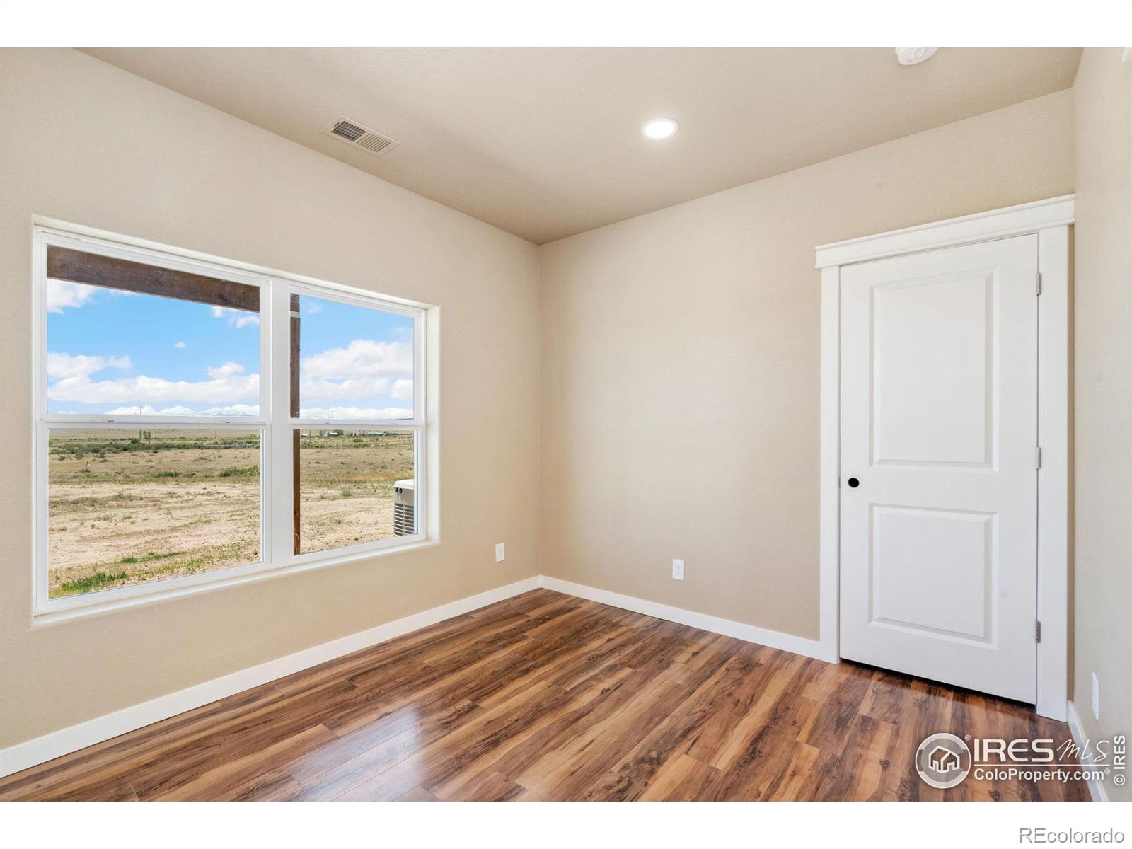 19672 Rawhide Flats Road, Wellington, CO 80549, 5 Bedrooms Bedrooms, ,3 BathroomsBathrooms,Residential,For Sale,Rawhide Flats,RECIR1022974