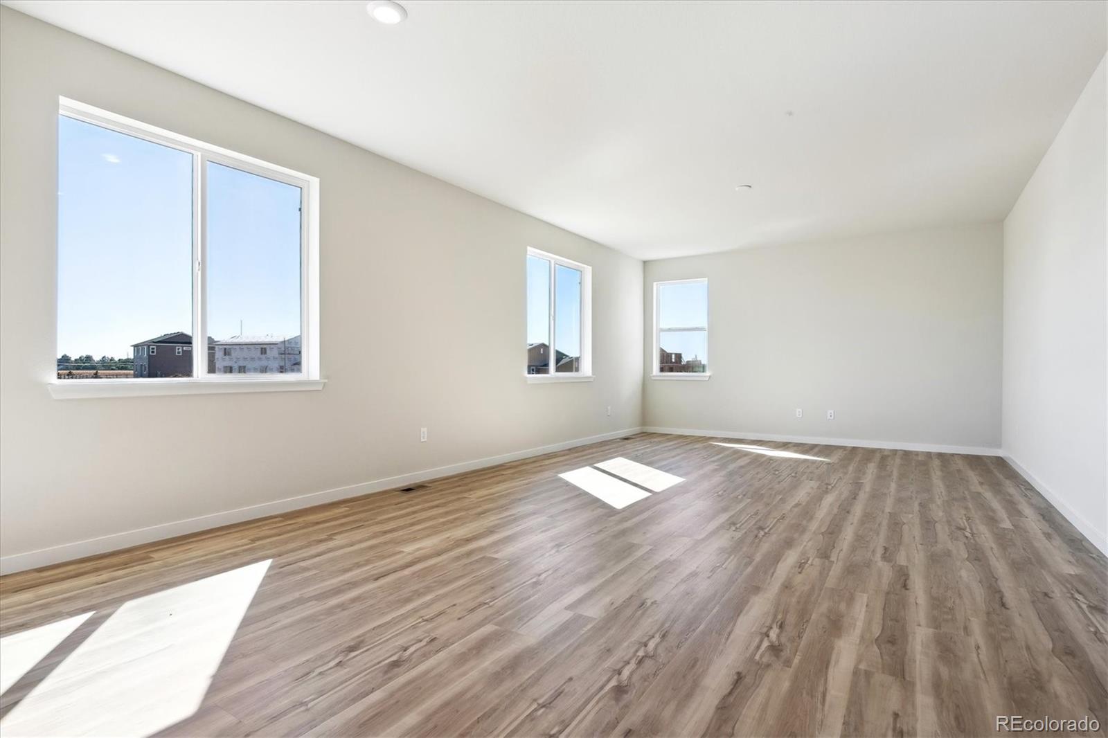 5805 Farmstead Place, Mead, CO 80504, 4 Bedrooms Bedrooms, ,3 BathroomsBathrooms,Residential,For Sale,Farmstead,REC3963644