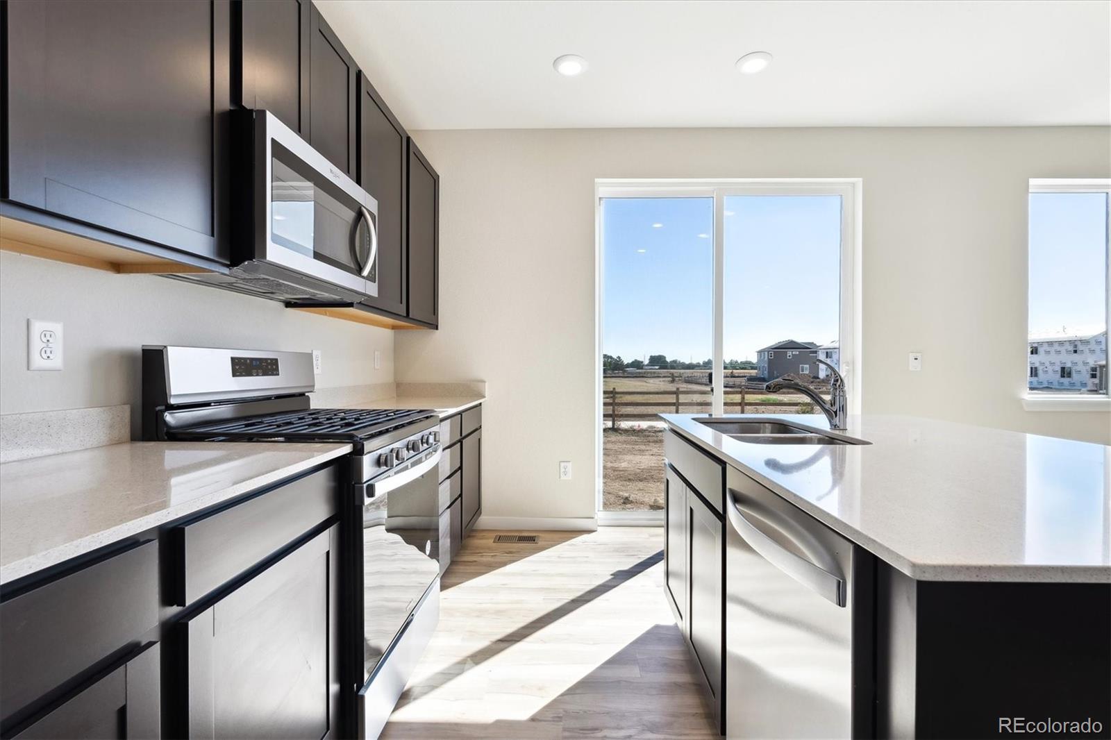 5805 Farmstead Place, Mead, CO 80504, 4 Bedrooms Bedrooms, ,3 BathroomsBathrooms,Residential,For Sale,Farmstead,REC3963644