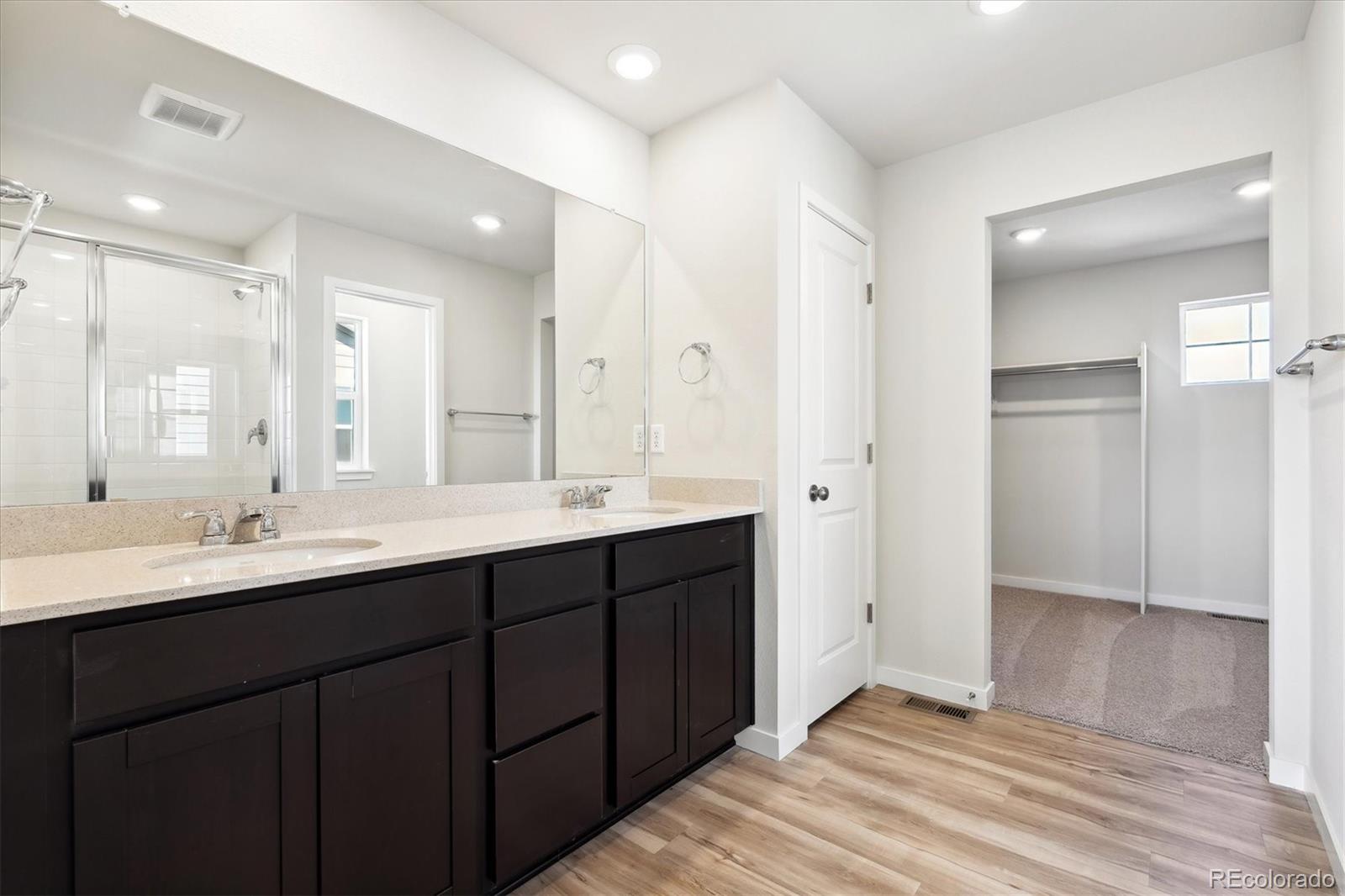 5805 Farmstead Place, Mead, CO 80504, 4 Bedrooms Bedrooms, ,3 BathroomsBathrooms,Residential,For Sale,Farmstead,REC3963644