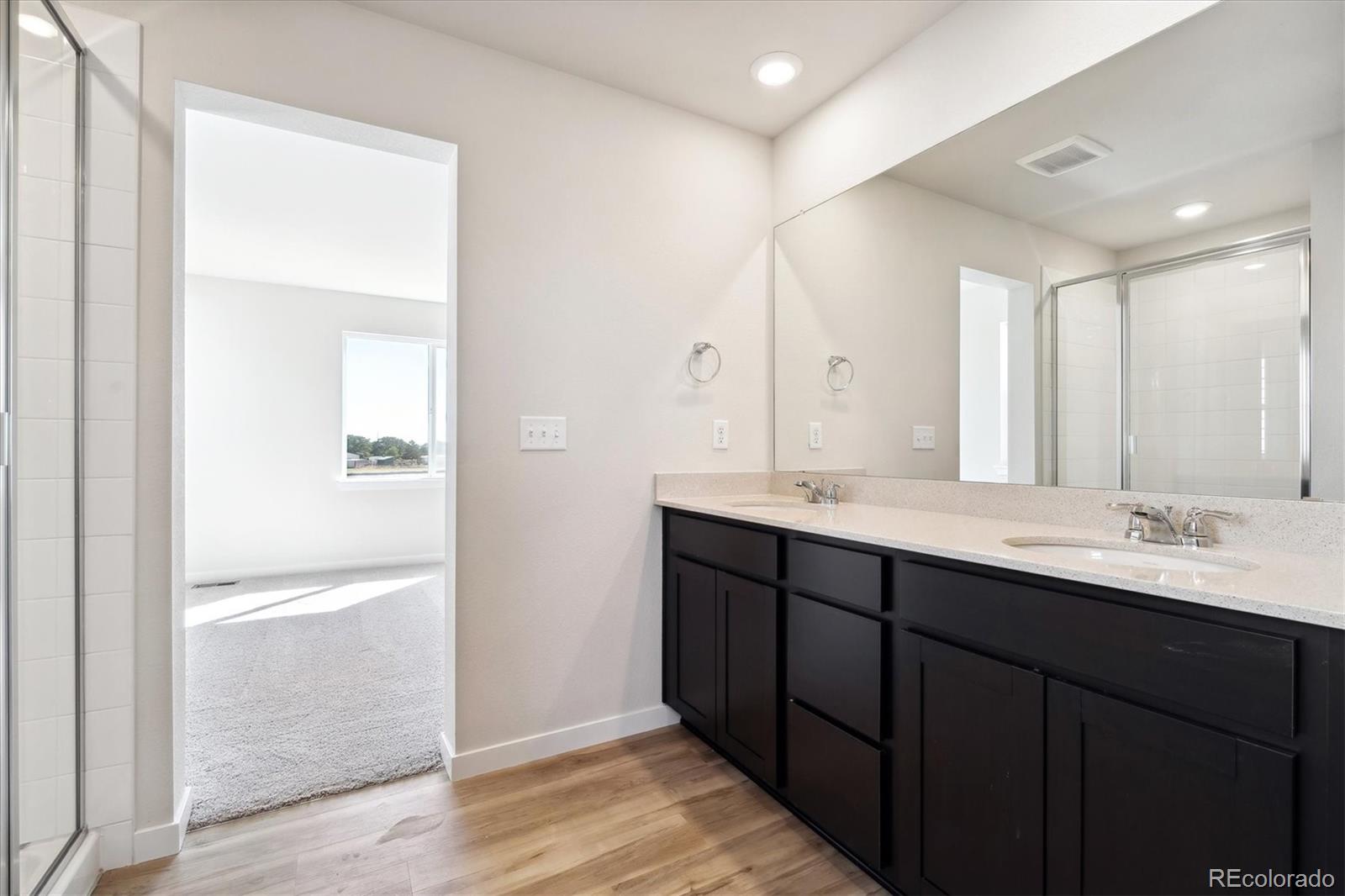 5805 Farmstead Place, Mead, CO 80504, 4 Bedrooms Bedrooms, ,3 BathroomsBathrooms,Residential,For Sale,Farmstead,REC3963644