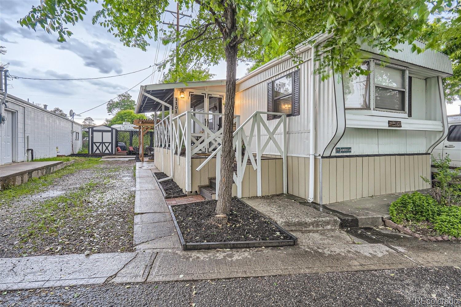 15150 Golden Road, Golden, CO 80401, 2 Bedrooms Bedrooms, ,1 BathroomBathrooms,Residential,For Sale,Golden,REC5787787