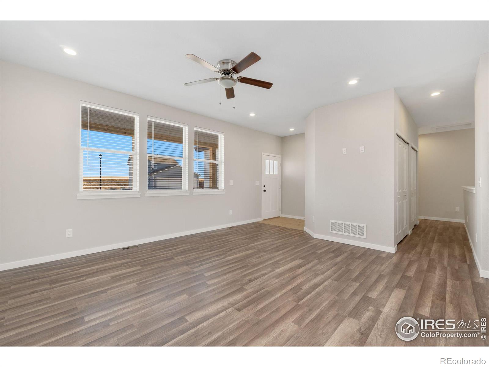 389 3rd Avenue, Deer Trail, CO 80105, 3 Bedrooms Bedrooms, ,2 BathroomsBathrooms,Residential,For Sale,3rd,RECIR1023156