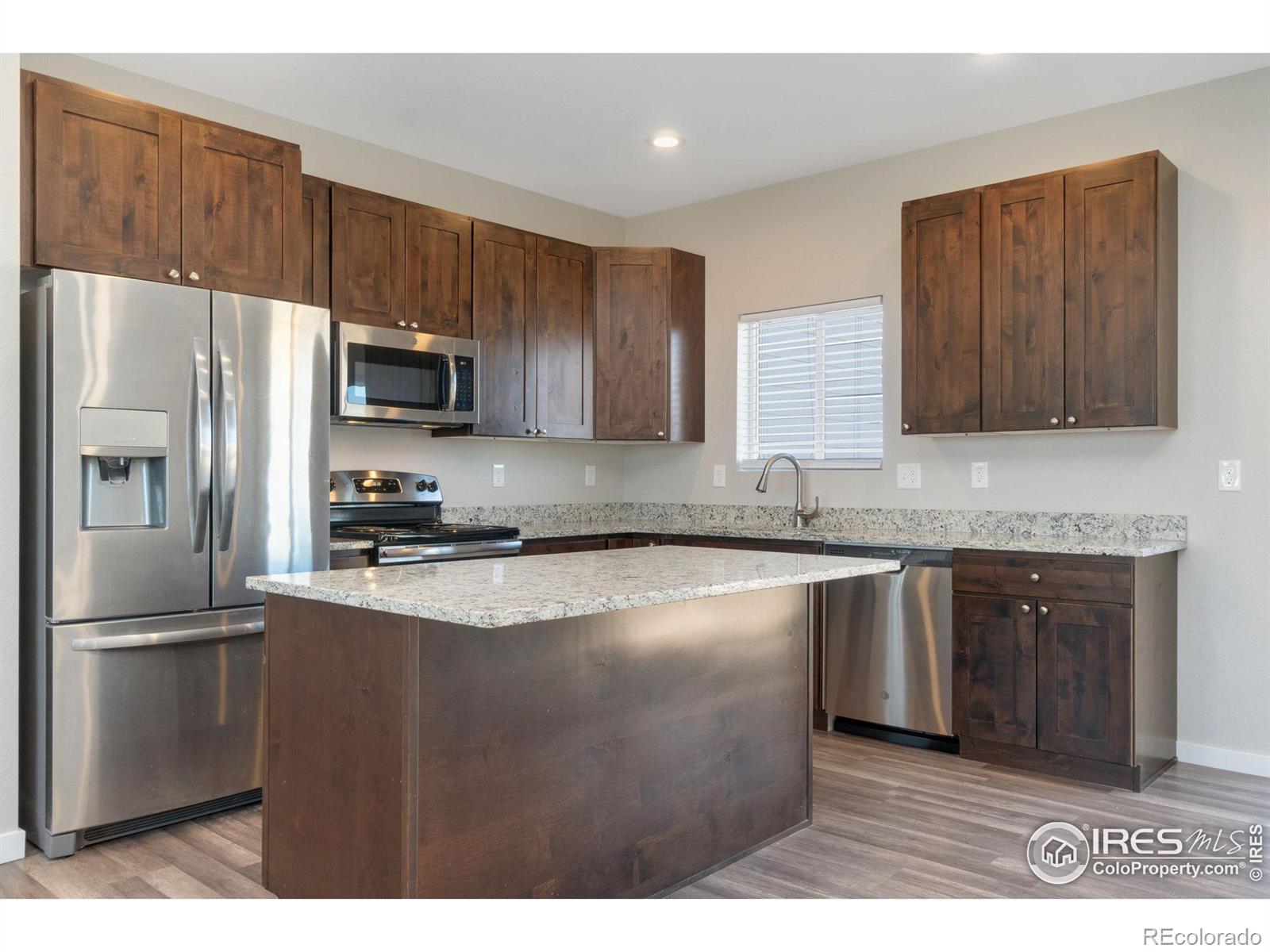 389 3rd Avenue, Deer Trail, CO 80105, 3 Bedrooms Bedrooms, ,2 BathroomsBathrooms,Residential,For Sale,3rd,RECIR1023156