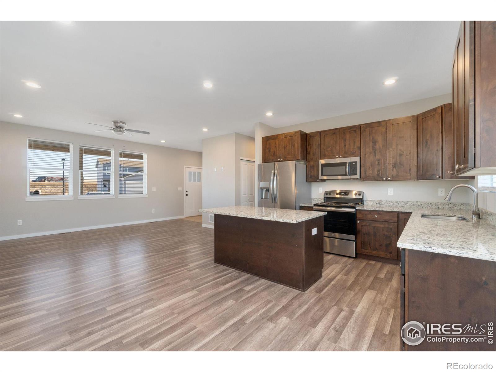 389 3rd Avenue, Deer Trail, CO 80105, 3 Bedrooms Bedrooms, ,2 BathroomsBathrooms,Residential,For Sale,3rd,RECIR1023156