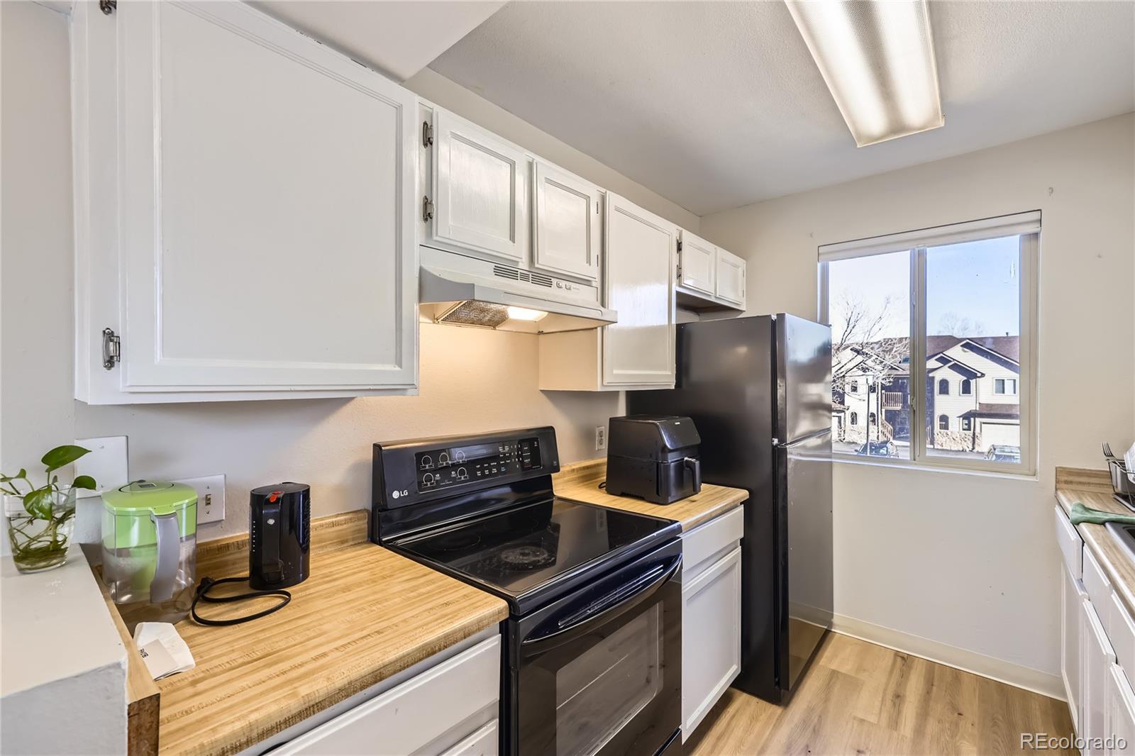 4246 S Eldridge Street #208, Morrison, CO 80465, 3 Bedrooms Bedrooms, ,2 BathroomsBathrooms,Residential,For Sale,Eldridge,REC3276320