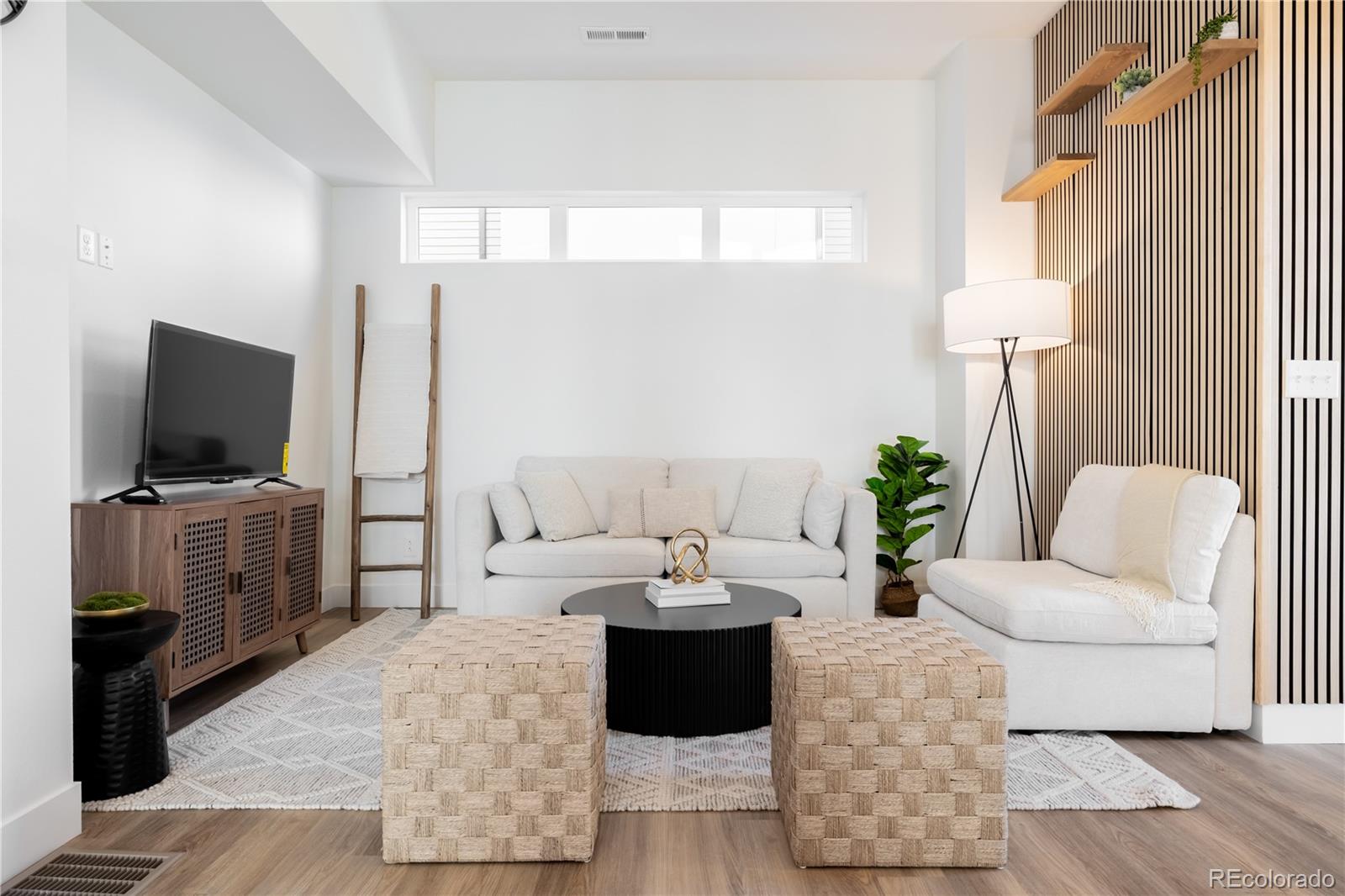 2930 Parkside Place, Denver, CO 80221, 3 Bedrooms Bedrooms, ,3 BathroomsBathrooms,Residential,For Sale,Parkside,REC6060801