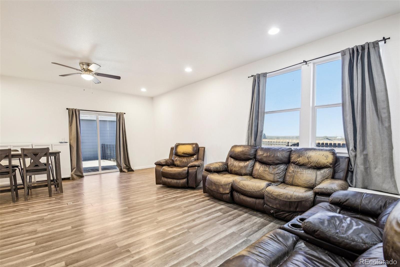 435 S 2nd Avenue, Deer Trail, CO 80105, 6 Bedrooms Bedrooms, ,3 BathroomsBathrooms,Residential,For Sale,2nd,REC8835093