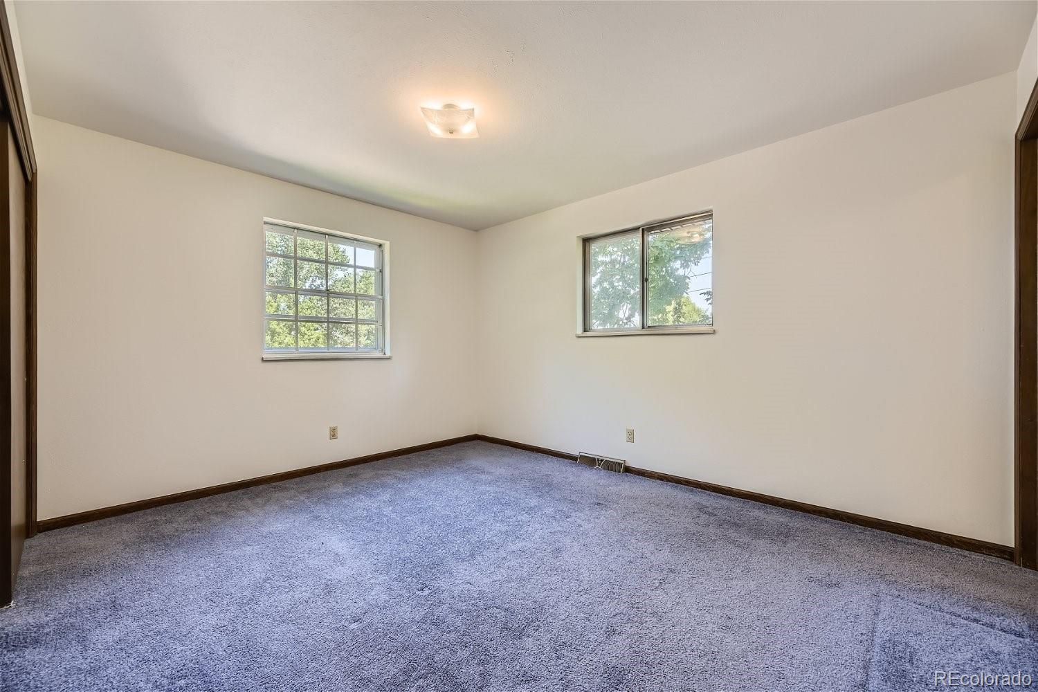 6586 Crocker St Way, Littleton, CO 80120, 5 Bedrooms Bedrooms, ,3 BathroomsBathrooms,Rental,For Rent,Crocker,REC8464310