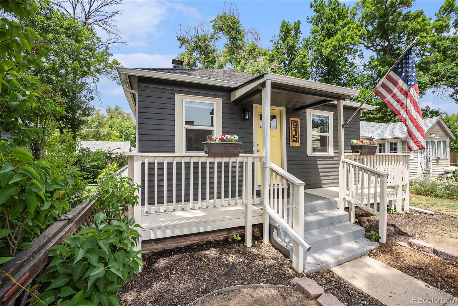 915 Terry Street, Longmont, CO 80501, 2 Bedrooms Bedrooms, ,1 BathroomBathrooms,Residential,For Sale,Terry,REC8768228