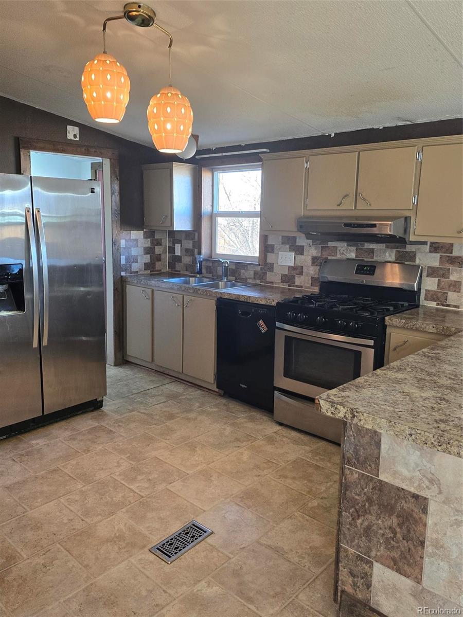 94 Palmer Avenue, Poncha Springs, CO 81242, 2 Bedrooms Bedrooms, ,2 BathroomsBathrooms,Residential,For Sale,Palmer,REC9092563