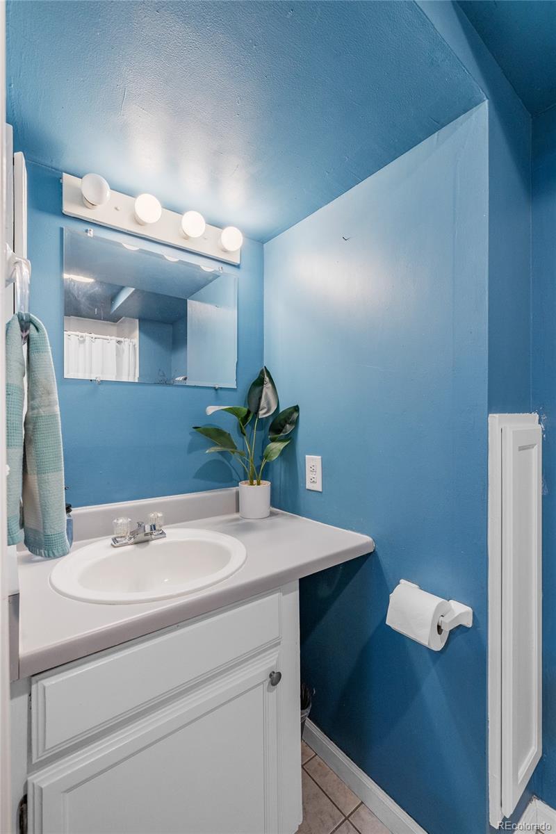 272 Helena Circle, Lone Tree, CO 80124, 4 Bedrooms Bedrooms, ,2 BathroomsBathrooms,Residential,For Sale,Helena,REC7849176
