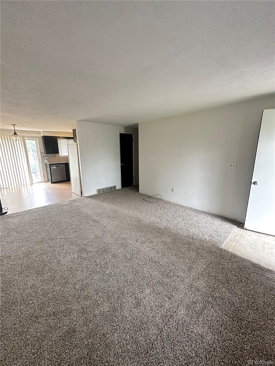 1405 16th Street #A, Loveland, CO 80538, 2 Bedrooms Bedrooms, ,1 BathroomBathrooms,Rental,For Rent,16th,REC2462304
