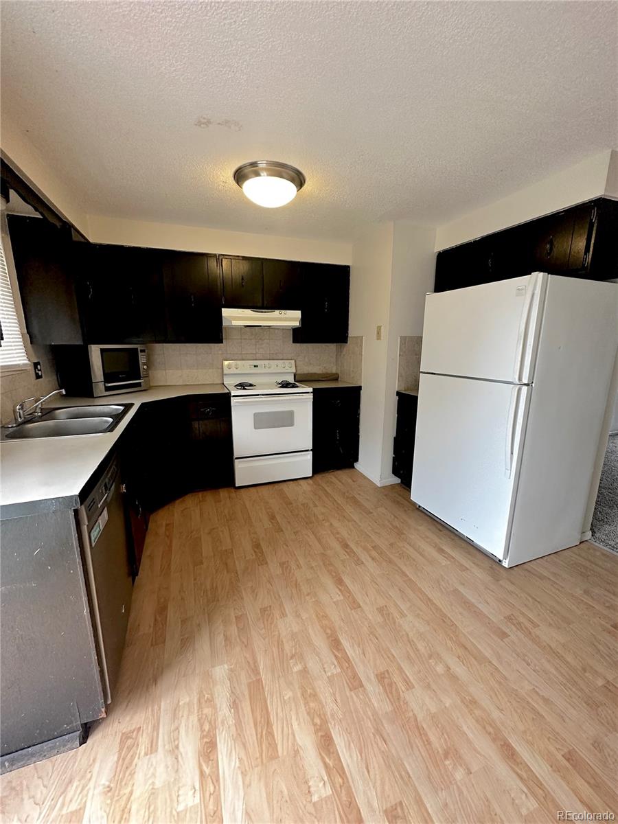 1405 16th Street #A, Loveland, CO 80538, 2 Bedrooms Bedrooms, ,1 BathroomBathrooms,Rental,For Rent,16th,REC2462304