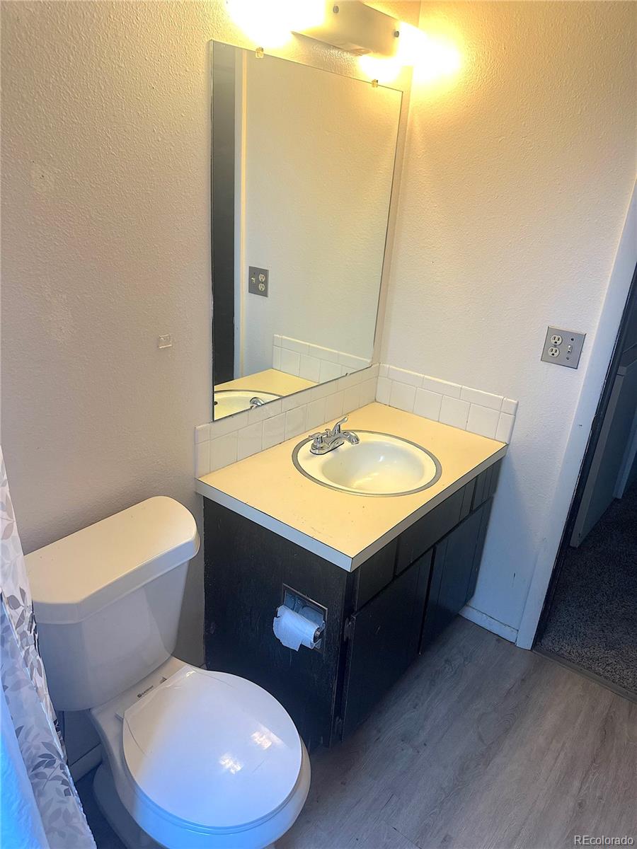 1405 16th Street #A, Loveland, CO 80538, 2 Bedrooms Bedrooms, ,1 BathroomBathrooms,Rental,For Rent,16th,REC2462304