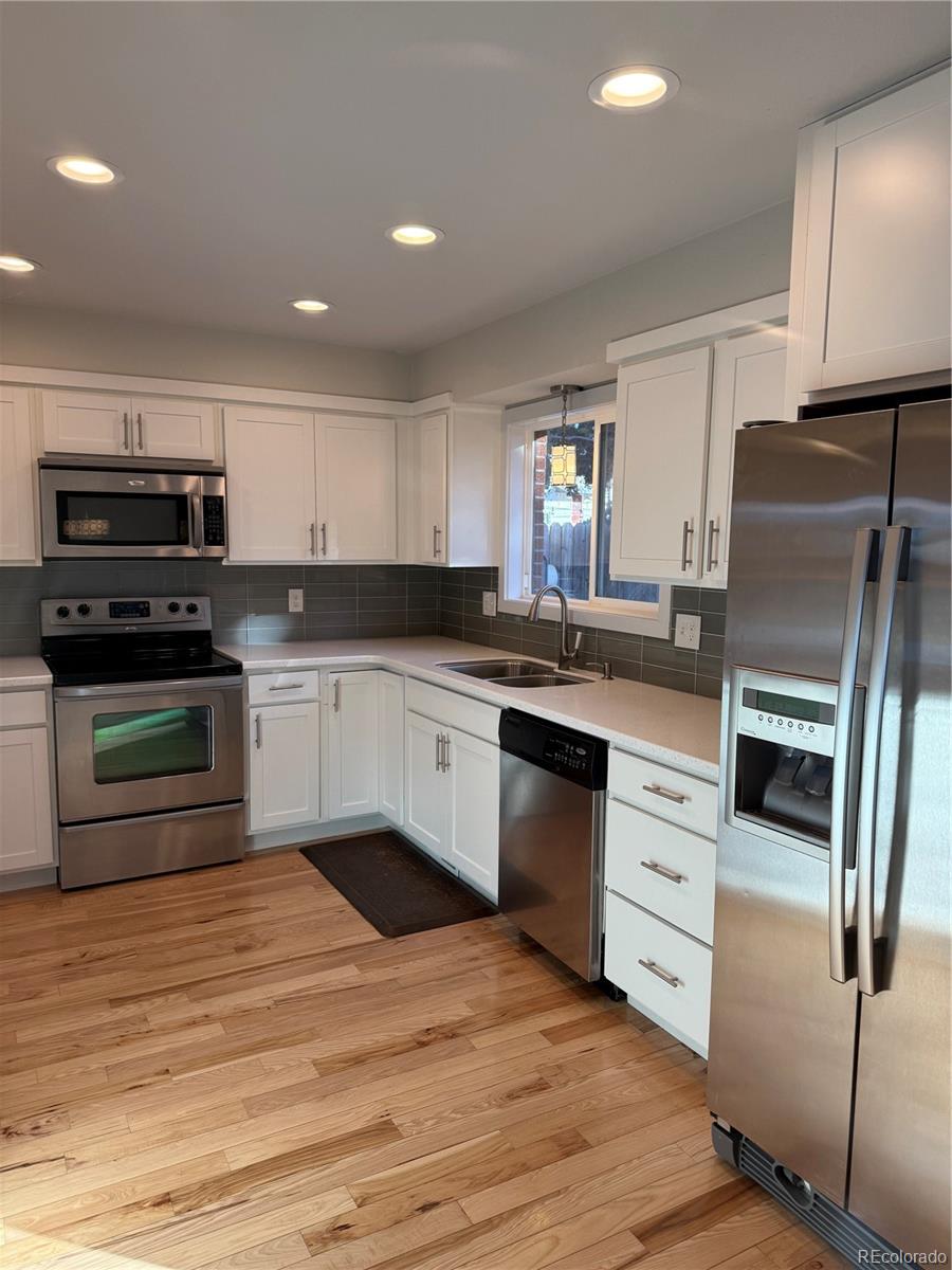 7906 Kentucky Avenue, Lakewood, CO 80226, 3 Bedrooms Bedrooms, ,2 BathroomsBathrooms,Rental,For Rent,Kentucky,REC4652331