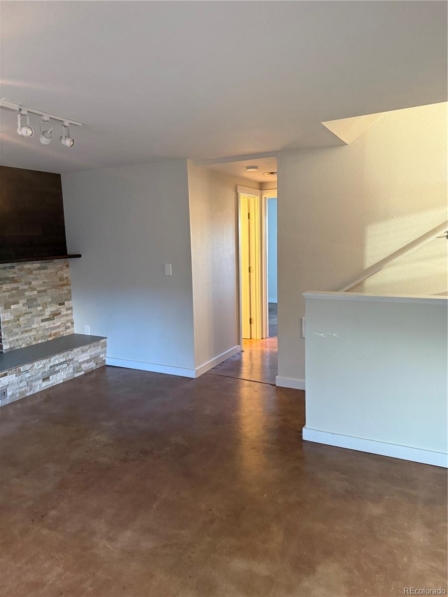 7906 Kentucky Avenue, Lakewood, CO 80226, 3 Bedrooms Bedrooms, ,2 BathroomsBathrooms,Rental,For Rent,Kentucky,REC4652331