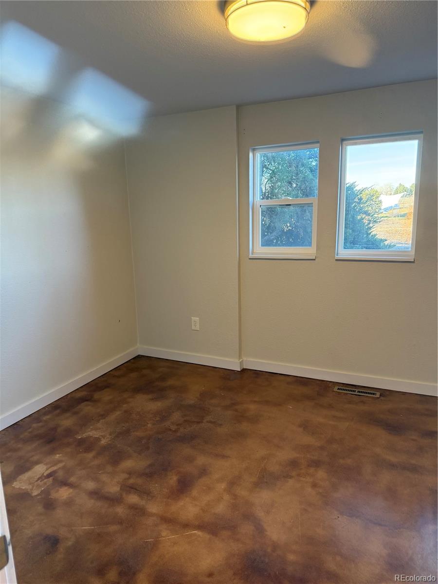 7906 Kentucky Avenue, Lakewood, CO 80226, 3 Bedrooms Bedrooms, ,2 BathroomsBathrooms,Rental,For Rent,Kentucky,REC4652331