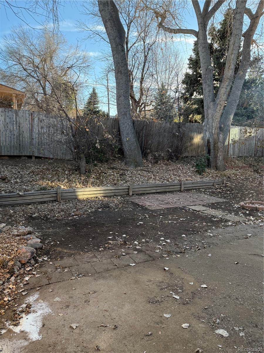 7906 Kentucky Avenue, Lakewood, CO 80226, 3 Bedrooms Bedrooms, ,2 BathroomsBathrooms,Rental,For Rent,Kentucky,REC4652331