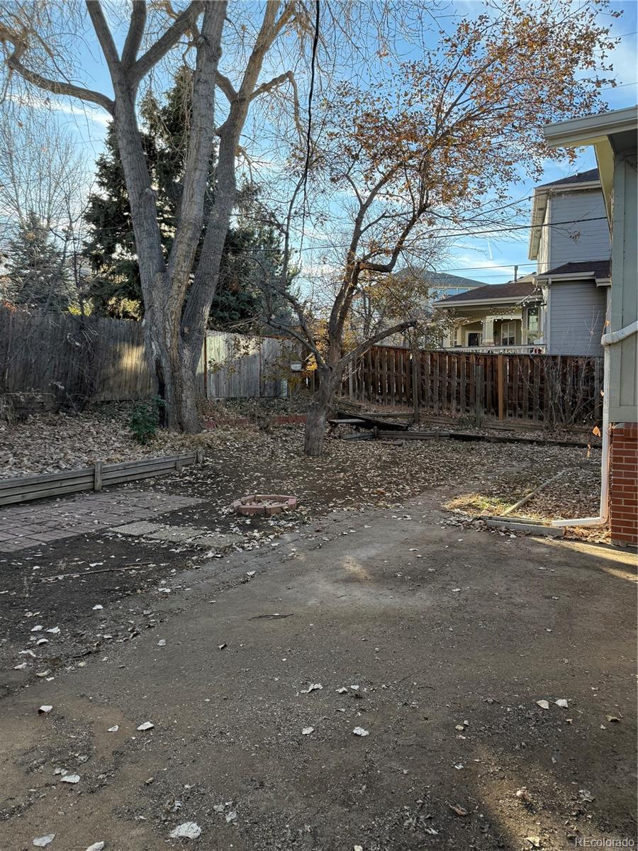 7906 Kentucky Avenue, Lakewood, CO 80226, 3 Bedrooms Bedrooms, ,2 BathroomsBathrooms,Rental,For Rent,Kentucky,REC4652331