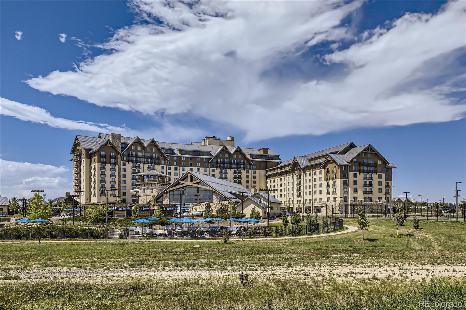 24756 E Evans Drive, Aurora, CO 80018, 4 Bedrooms Bedrooms, ,3 BathroomsBathrooms,Residential,For Sale,Evans,REC6857532