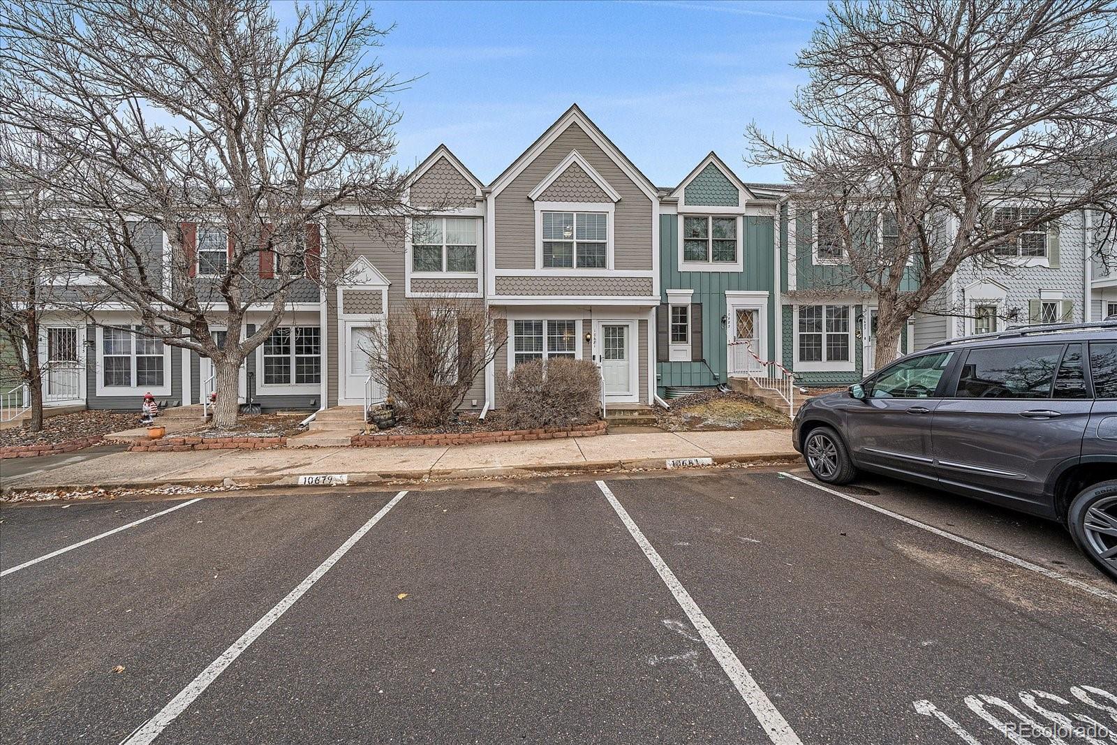 10681 Dartmouth Avenue, Lakewood, CO 80227, 3 Bedrooms Bedrooms, ,3 BathroomsBathrooms,Residential,For Sale,Dartmouth,REC9459323