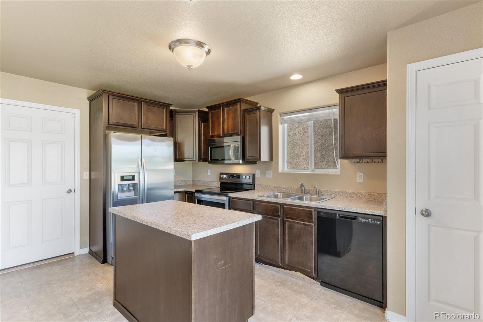 2303 Shady Aspen Drive, Colorado Springs, CO 80921, 3 Bedrooms Bedrooms, ,3 BathroomsBathrooms,Rental,For Rent,Shady Aspen,REC1624047