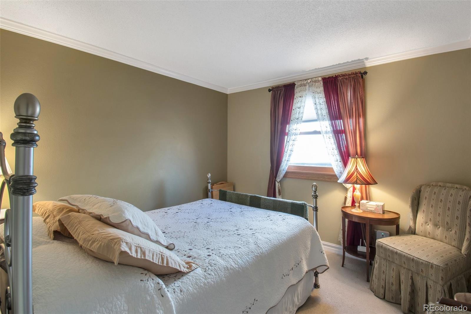 8887 Toller Avenue, Littleton, CO 80128, 4 Bedrooms Bedrooms, ,2 BathroomsBathrooms,Residential,For Sale,Toller,REC5817007