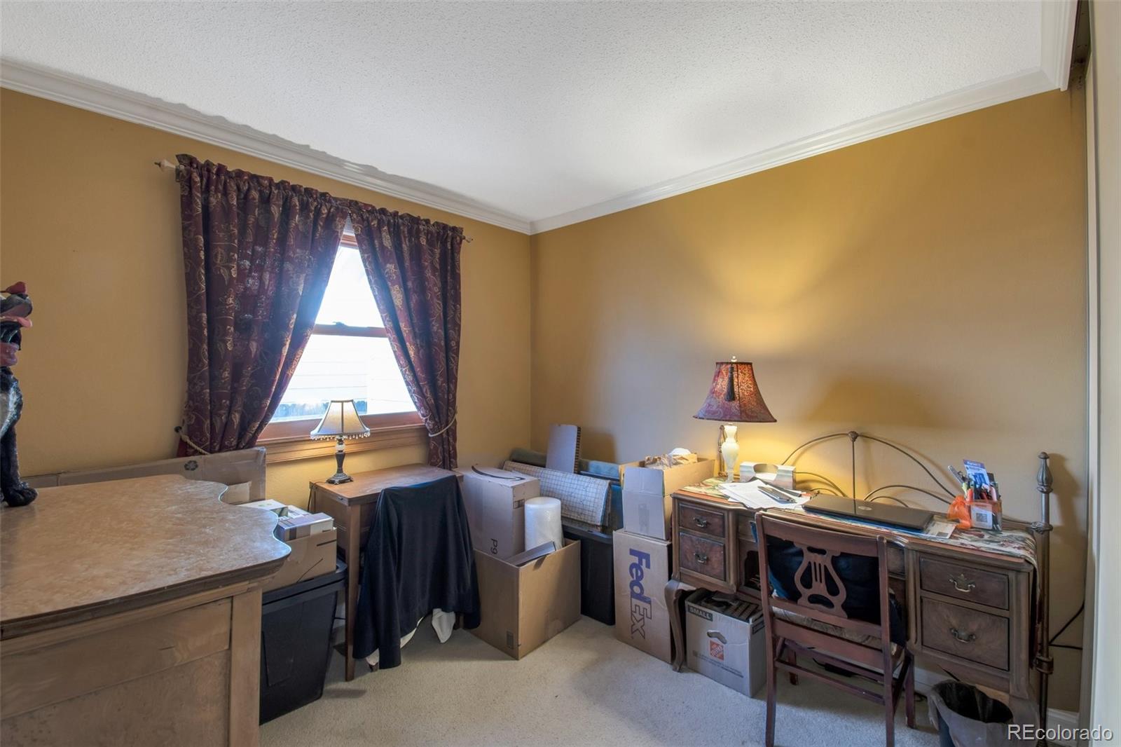 8887 Toller Avenue, Littleton, CO 80128, 4 Bedrooms Bedrooms, ,2 BathroomsBathrooms,Residential,For Sale,Toller,REC5817007