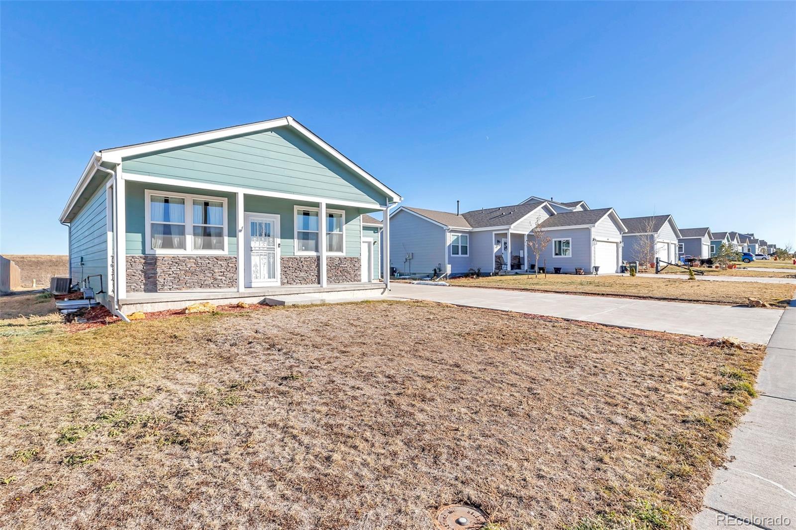 436 S 3rd Avenue, Deer Trail, CO 80105, 2 Bedrooms Bedrooms, ,2 BathroomsBathrooms,Residential,For Sale,3rd,REC7196245