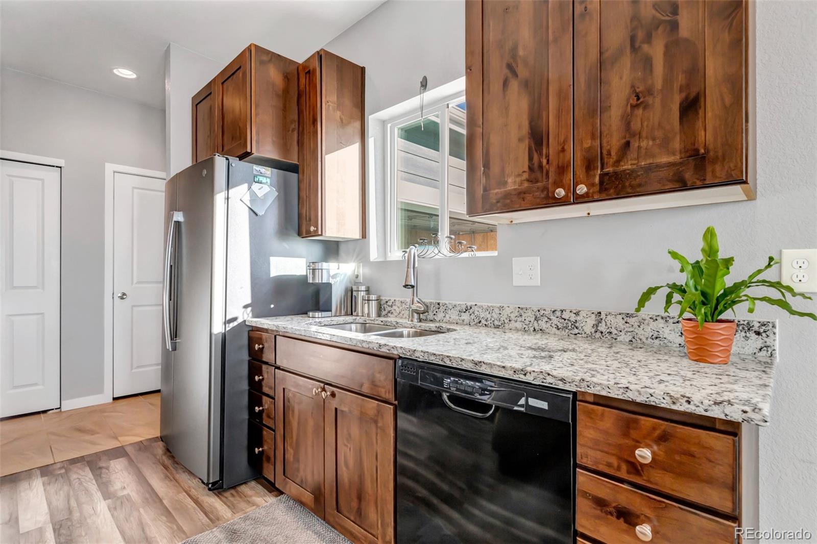 436 S 3rd Avenue, Deer Trail, CO 80105, 2 Bedrooms Bedrooms, ,2 BathroomsBathrooms,Residential,For Sale,3rd,REC7196245