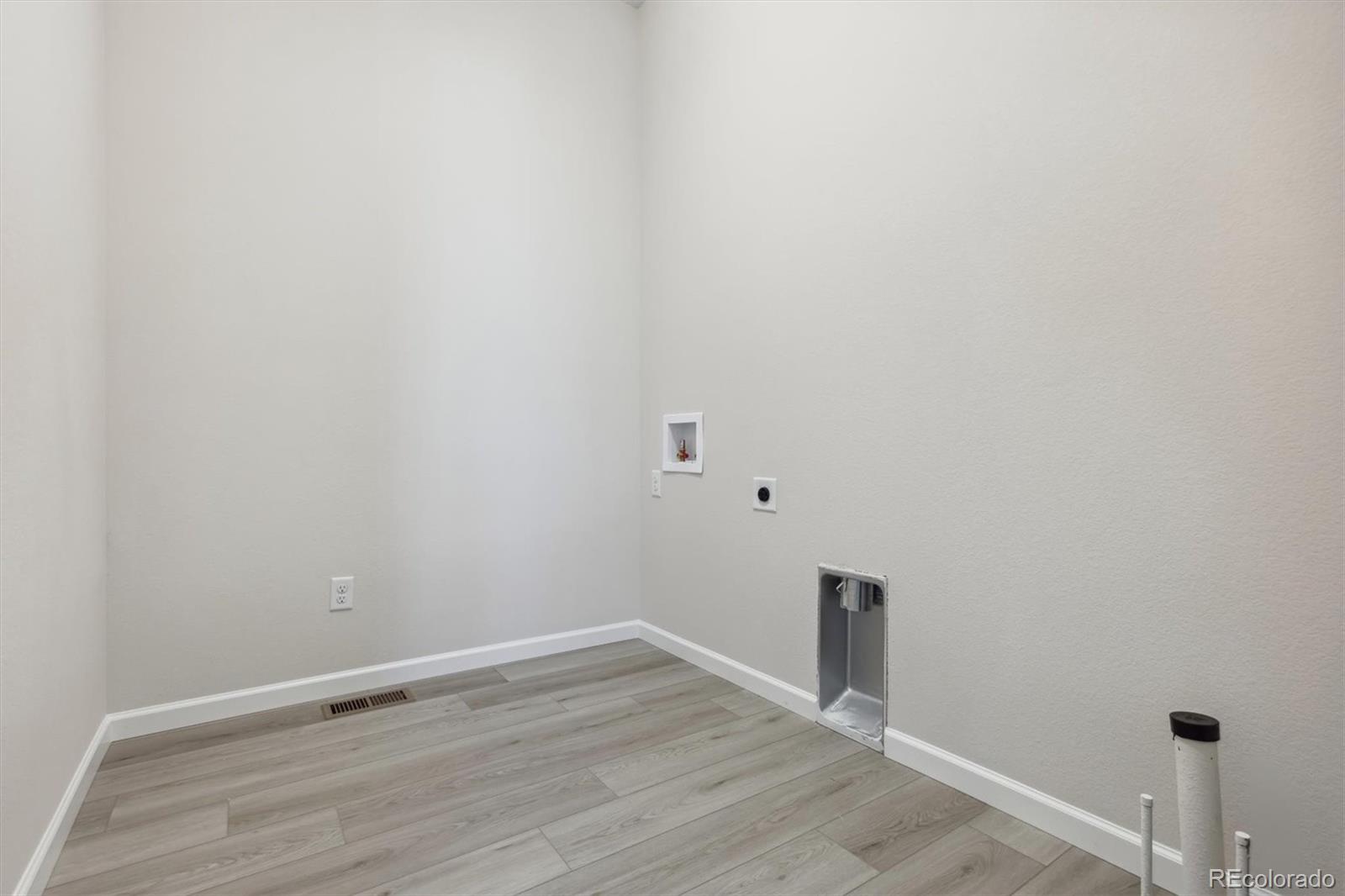 1648 Gentle Rain Drive, Castle Rock, CO 80109, 4 Bedrooms Bedrooms, ,4 BathroomsBathrooms,Residential,For Sale,Gentle Rain,REC7257505