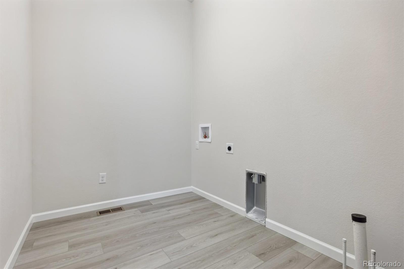 1648 Gentle Rain Drive, Castle Rock, CO 80109, 4 Bedrooms Bedrooms, ,4 BathroomsBathrooms,Residential,For Sale,Gentle Rain,REC7257505