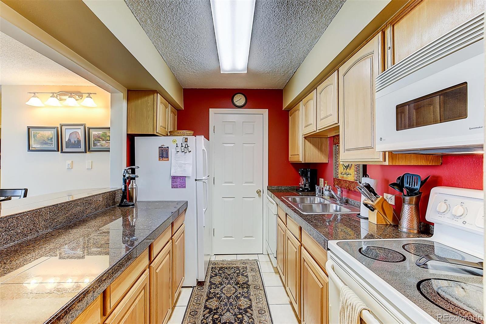 1020 15th Street #26J, Denver, CO 80202, 2 Bedrooms Bedrooms, ,2 BathroomsBathrooms,Rental,For Rent,Brooks Tower,15th,REC9955606