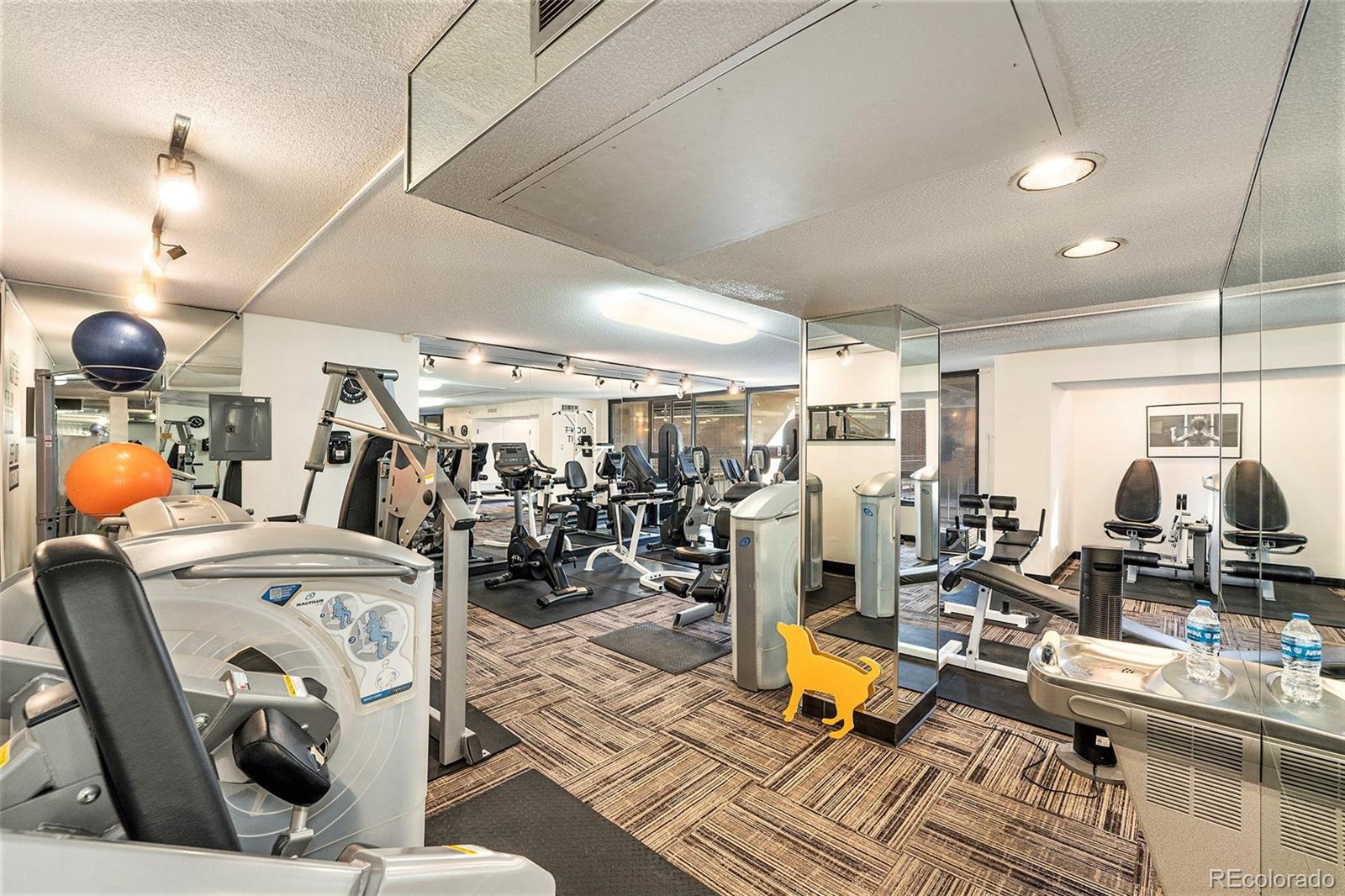1020 15th Street #26J, Denver, CO 80202, 2 Bedrooms Bedrooms, ,2 BathroomsBathrooms,Rental,For Rent,Brooks Tower,15th,REC9955606