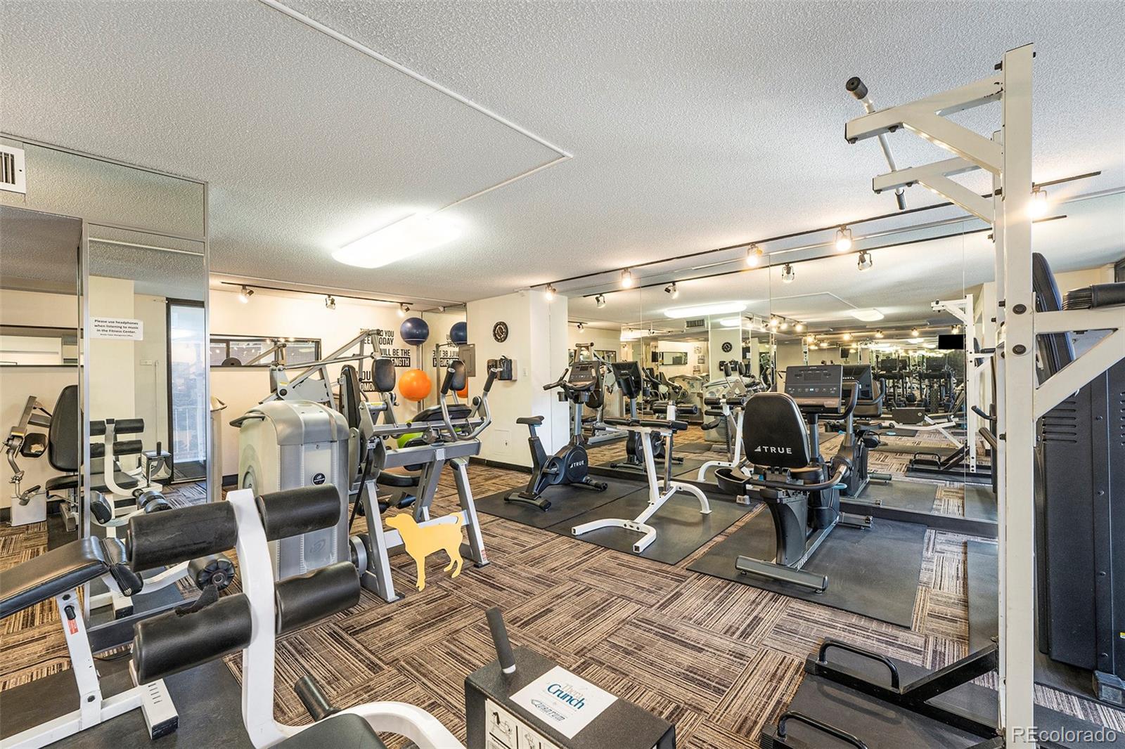 1020 15th Street #26J, Denver, CO 80202, 2 Bedrooms Bedrooms, ,2 BathroomsBathrooms,Rental,For Rent,Brooks Tower,15th,REC9955606