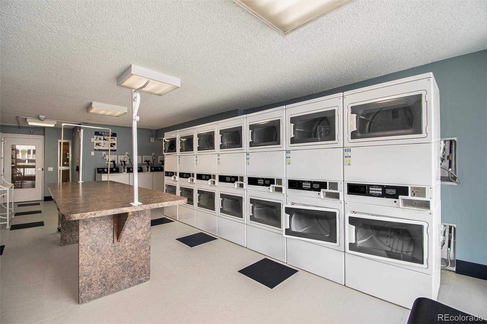 1020 15th Street #26J, Denver, CO 80202, 2 Bedrooms Bedrooms, ,2 BathroomsBathrooms,Rental,For Rent,Brooks Tower,15th,REC9955606