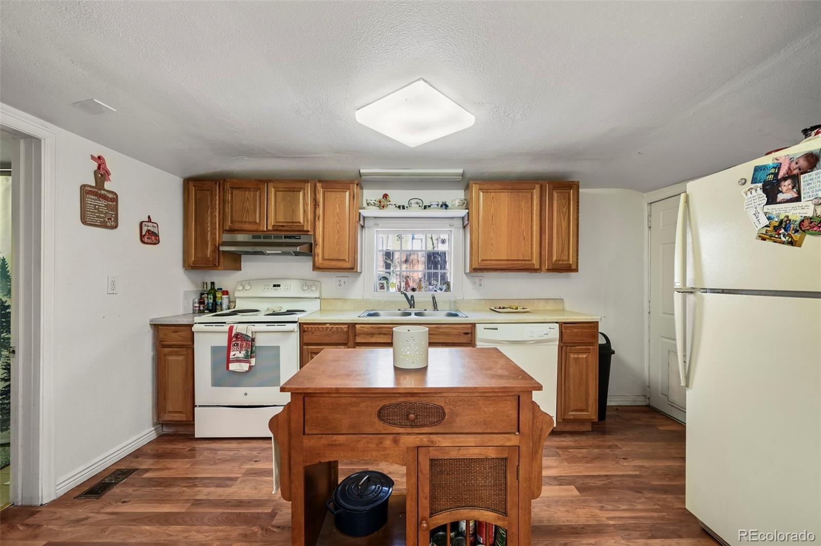 115 W Golden Avenue, Cripple Creek, CO 80813, 2 Bedrooms Bedrooms, ,Residential,For Sale,Golden,REC7849096