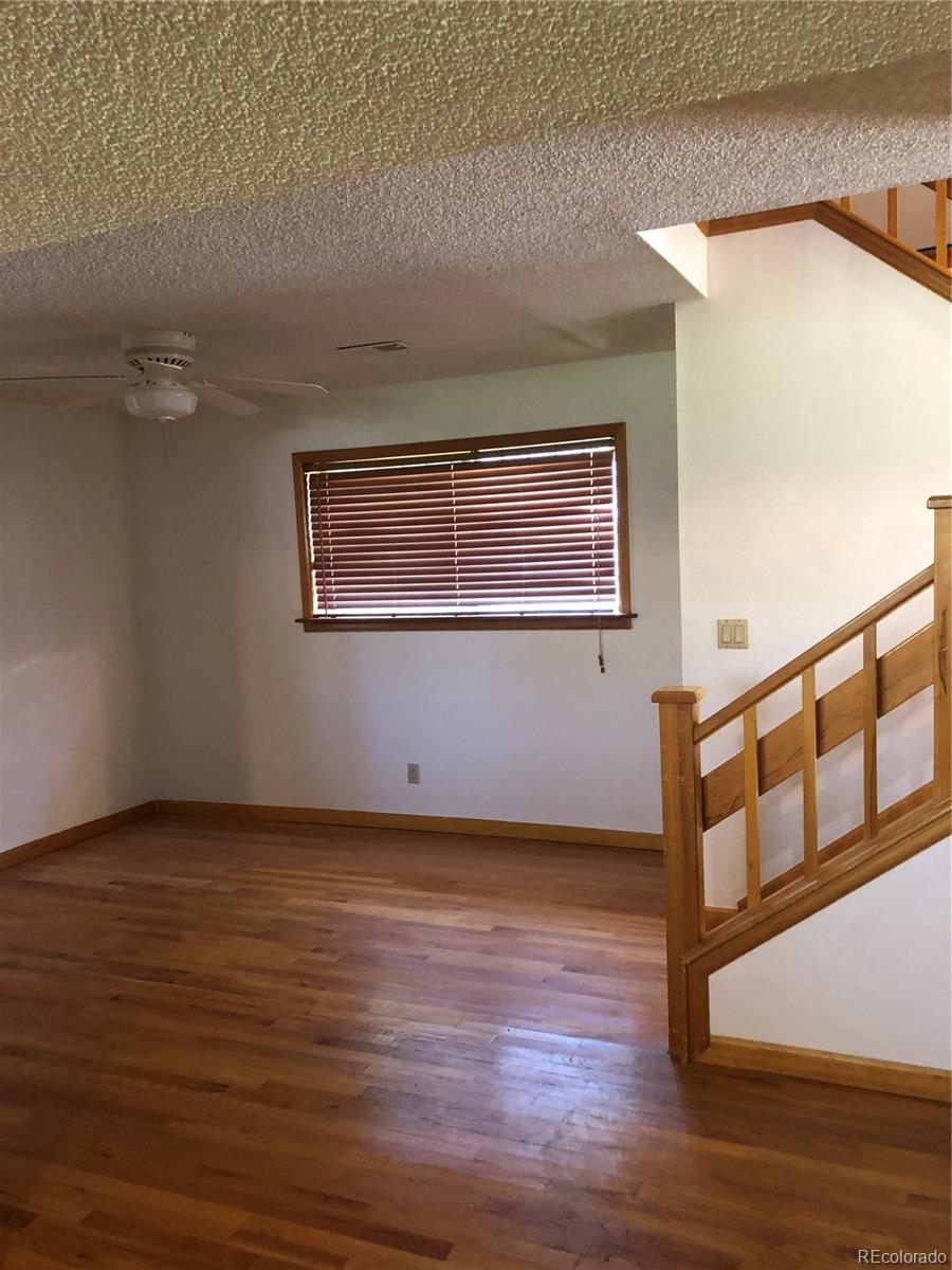 11095 Kentucky Avenue, Aurora, CO 80012, 4 Bedrooms Bedrooms, ,2 BathroomsBathrooms,Rental,For Rent,Kentucky,REC5194026