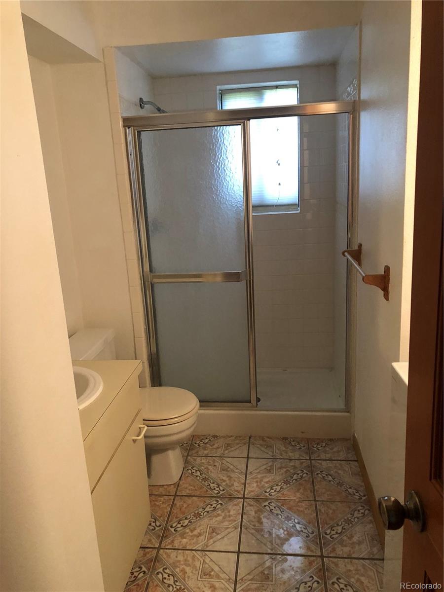 11095 Kentucky Avenue, Aurora, CO 80012, 4 Bedrooms Bedrooms, ,2 BathroomsBathrooms,Rental,For Rent,Kentucky,REC5194026