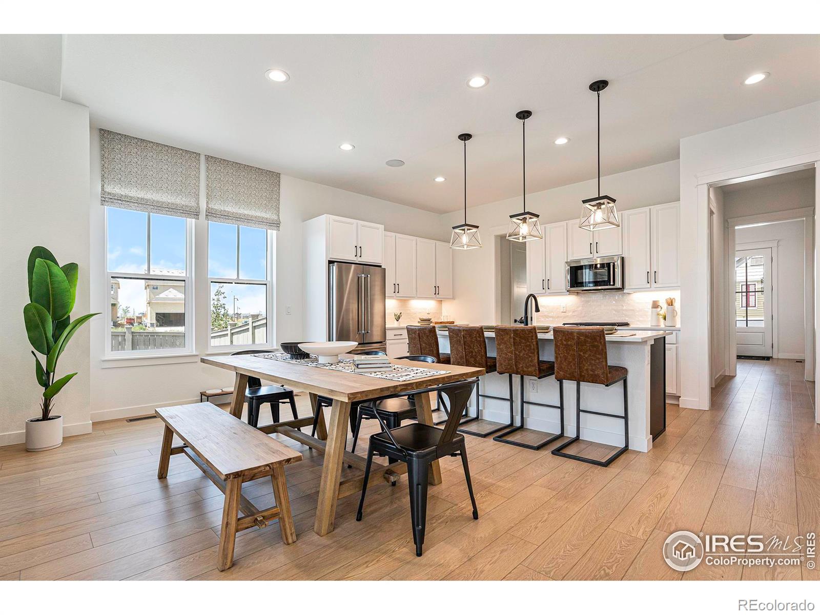 1621 Poplar Drive, Erie, CO 80516, 4 Bedrooms Bedrooms, ,6 BathroomsBathrooms,Residential,For Sale,Poplar,RECIR1023471