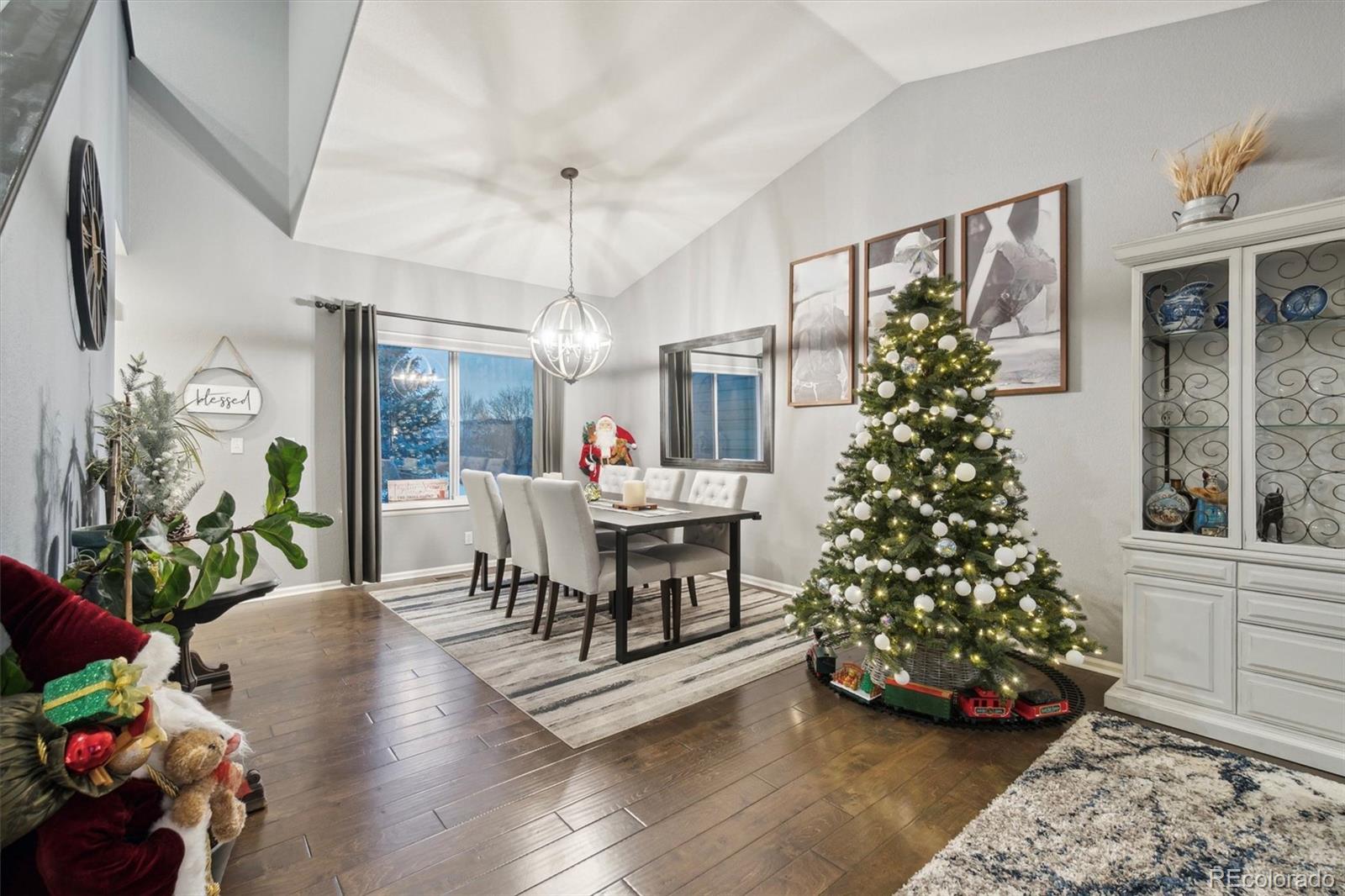 5926 Long Drive, Littleton, CO 80123, 3 Bedrooms Bedrooms, ,4 BathroomsBathrooms,Residential,For Sale,Long,REC5625705
