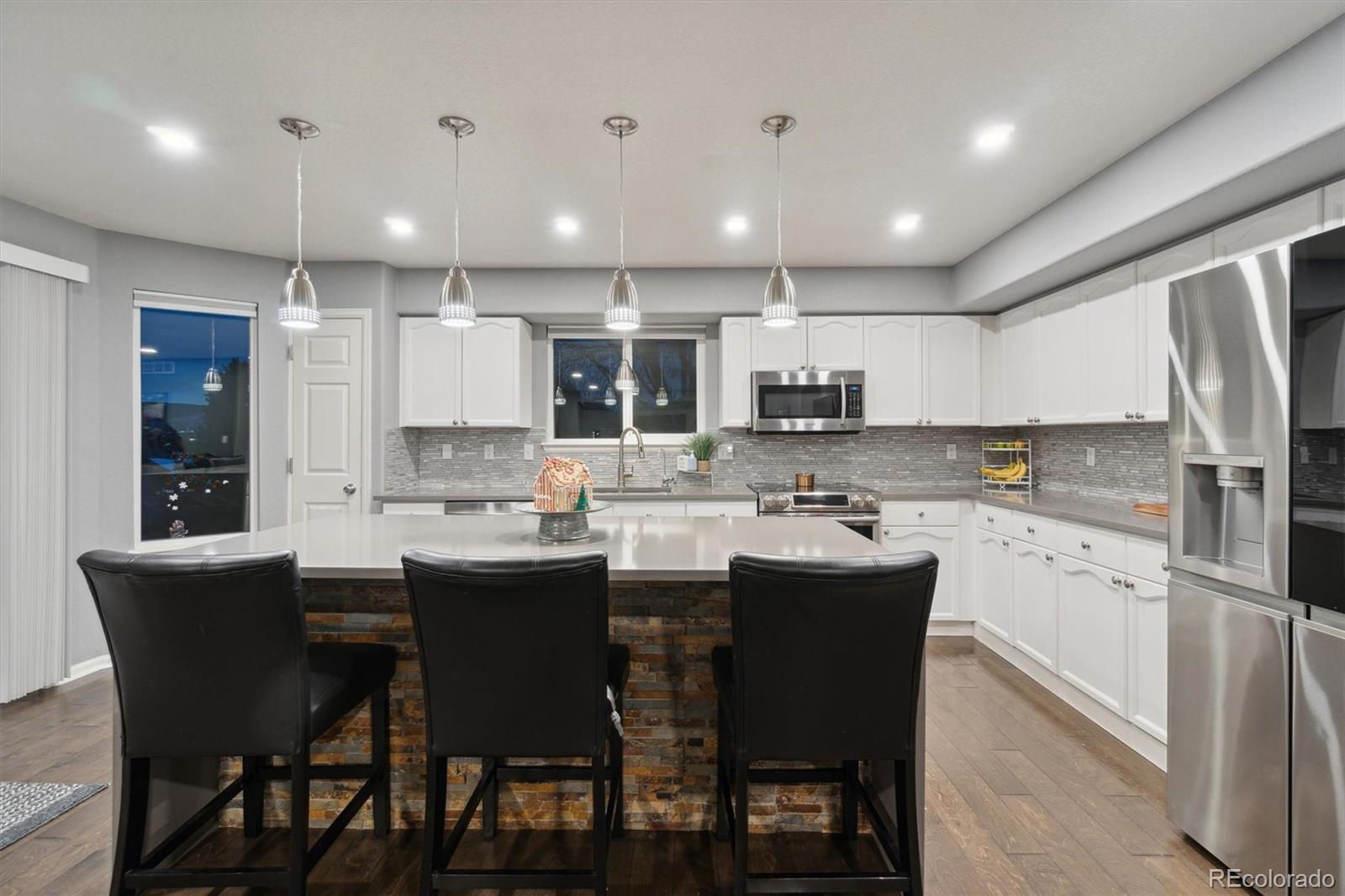 5926 Long Drive, Littleton, CO 80123, 3 Bedrooms Bedrooms, ,4 BathroomsBathrooms,Residential,For Sale,Long,REC5625705